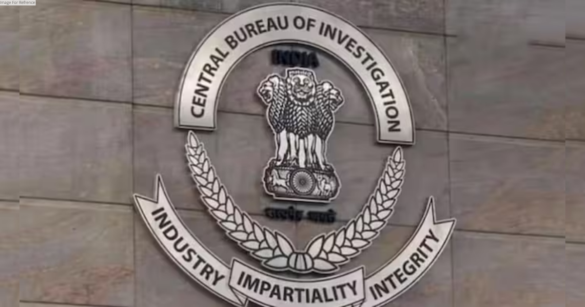 CBI arrests four persons including officials of Corporate Affairs Ministry for taking bribe